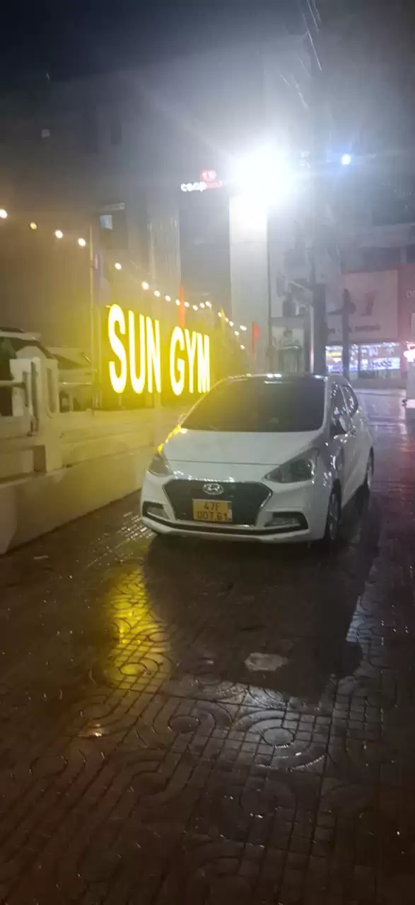 Xe Taxi Buôn Hồ